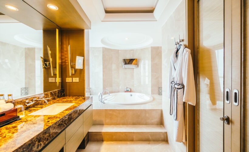 10 Helpful tips for doing custom bathrooms